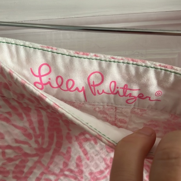 Lilly Pulitzer Buttercup size 2 - Picture 3 of 3